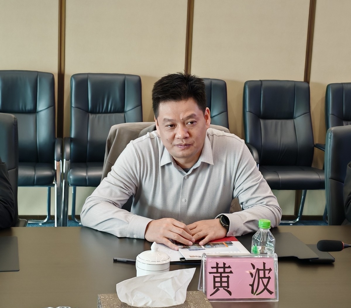 平果市市委常委、市人民政府副市长黄波率队到我司调研